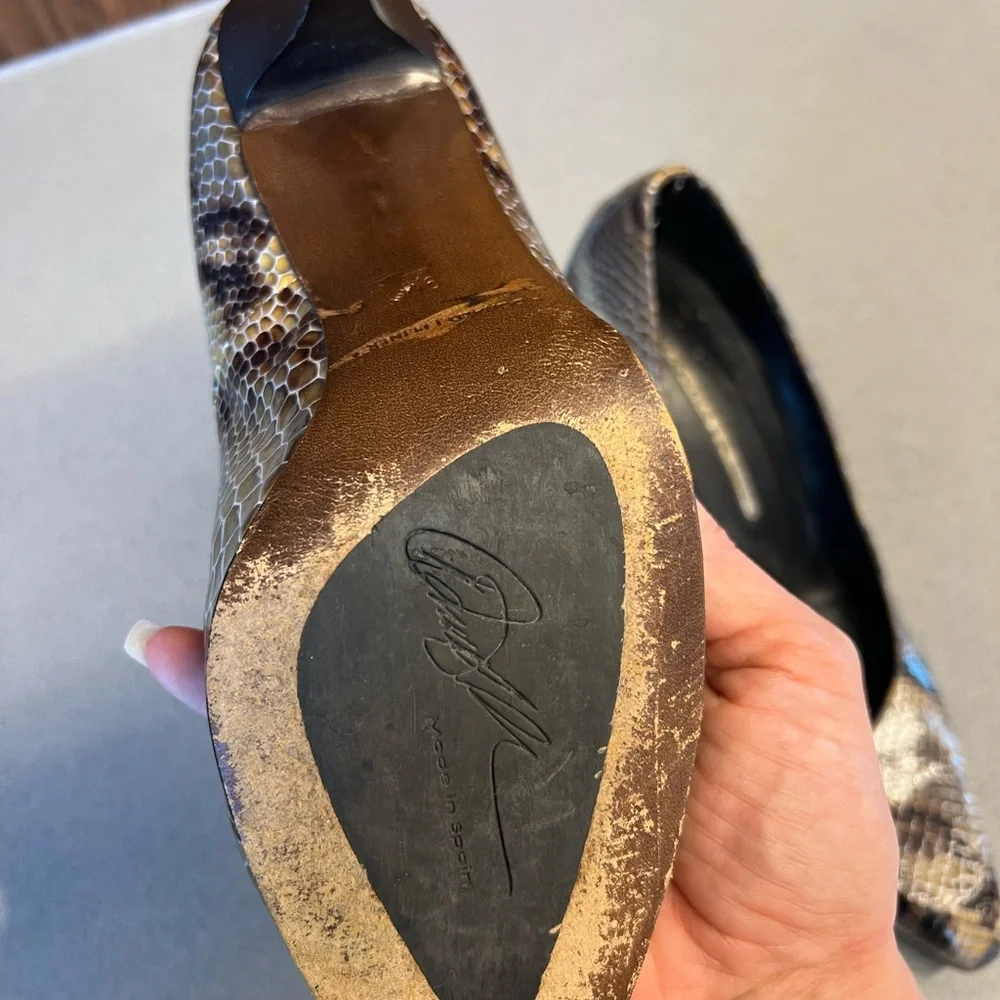 Donald J Pliner python pumps - Picture 2 of 2